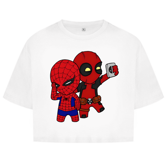 Damen Oversize Crop Top Spidey Deadpool Chibiki